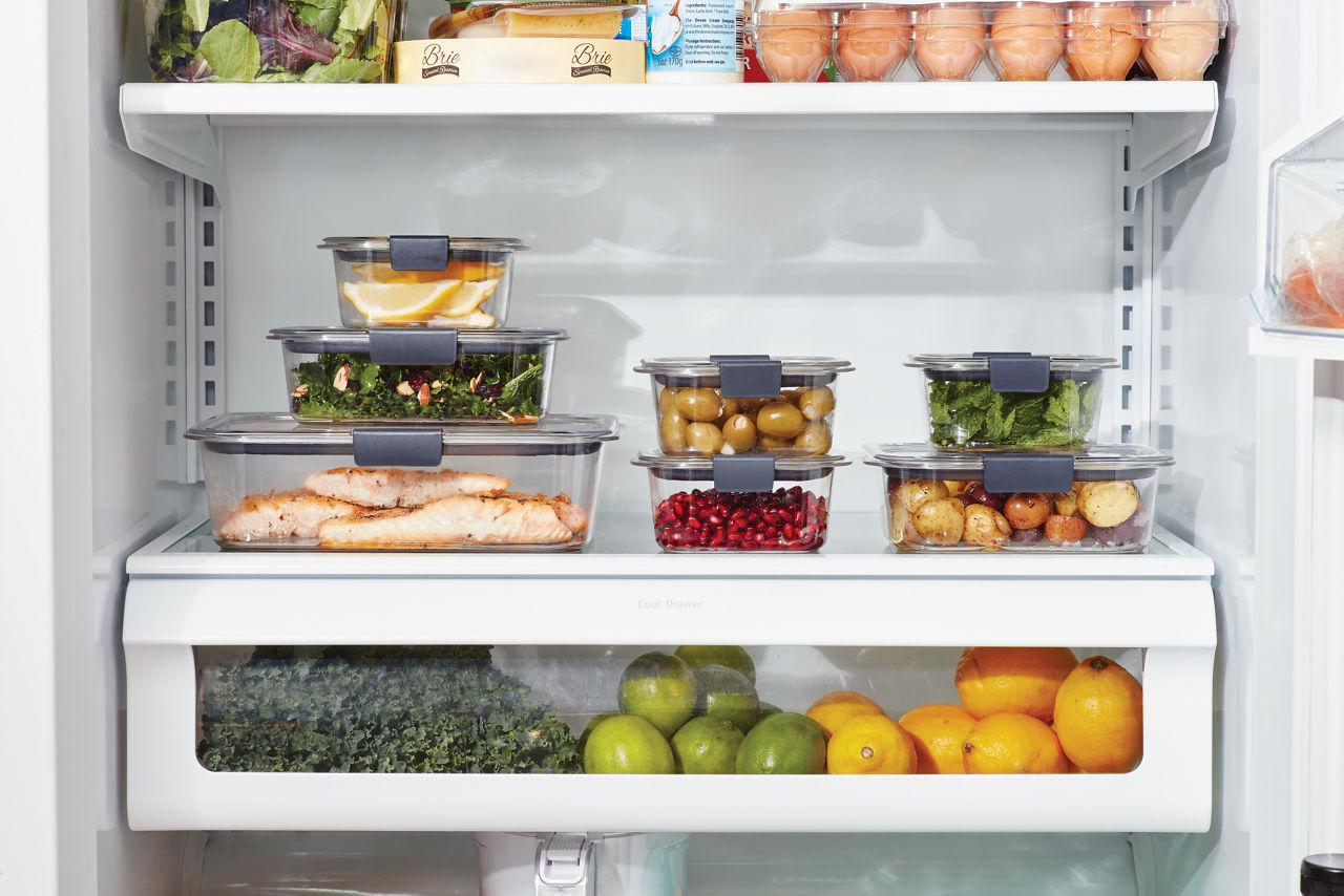 Brilliance™ Small Food Storage Container, 1.3 Cup, Rectangle - US 8110