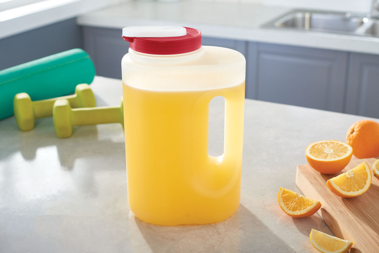 Mixermate™ Leak-Resistant Pitcher - US 5136